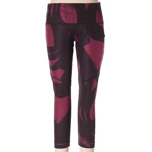 EUC Lululemon All Sport Crop
Back Spin Stroke Dashing Purple Black size 12